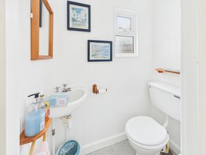Cloakroom- click for photo gallery